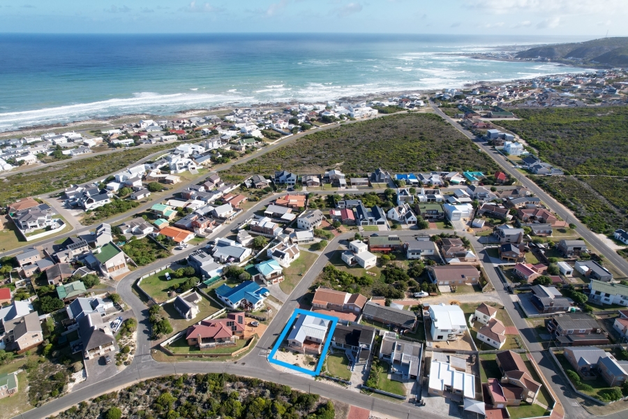 3 Bedroom Property for Sale in Struisbaai Western Cape